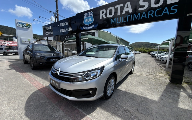 imagem-https://www.socarrao.com.br/sc-vehicle-images-prod/4458069/1793106523901-003_109e921a1271409f40d970147863e57a.jpg
