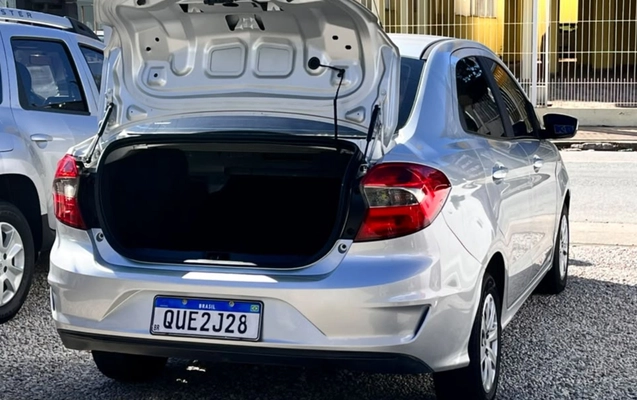 imagem-https://www.socarrao.com.br/sc-vehicle-images-prod/4458087/1793106778283-V2hhdHNBcHAgSW1hZ2UgMjAyNi0xMC0yNyBhdCAwOS4yMC4yMSAoMikuanBlZw.jpeg