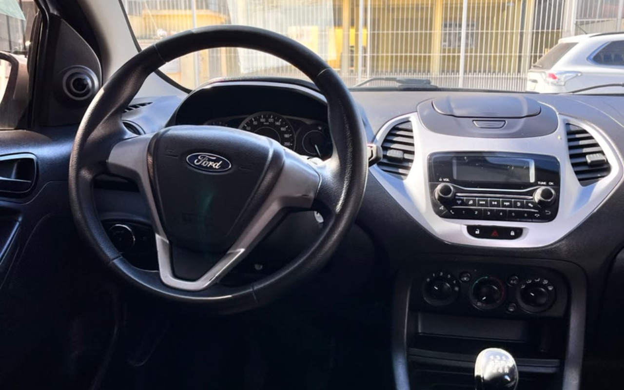 imagem-https://www.socarrao.com.br/sc-vehicle-images-prod/4458087/1793106778512-V2hhdHNBcHAgSW1hZ2UgMjAyNi0xMC0yNyBhdCAwOS4yMC4yMi5qcGVn.jpeg