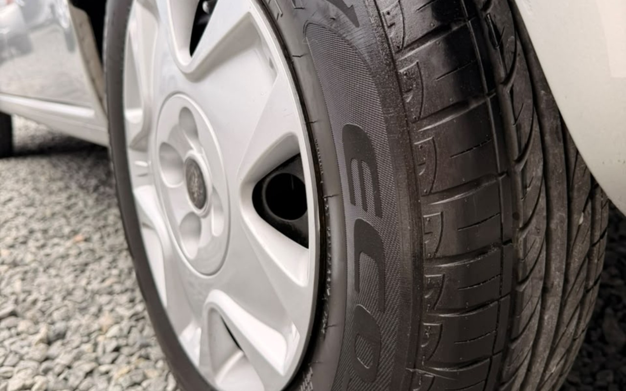imagem-https://www.socarrao.com.br/sc-vehicle-images-prod/4458185/1793107409238-V2hhdHNBcHAgSW1hZ2UgMjAyNi0xMC0yNiBhdCAxNy4yMy4yNi5qcGVn.jpeg