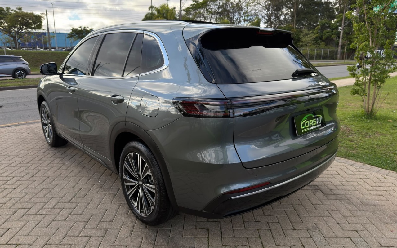 imagem-https://www.socarrao.com.br/sc-vehicle-images-prod/4458187/1793107425260-NDg0ZDVkM2MtMmFhNy00N2MzLTljZDktYjhjZWUyOWM2NDgxLmpwZWc.jpeg