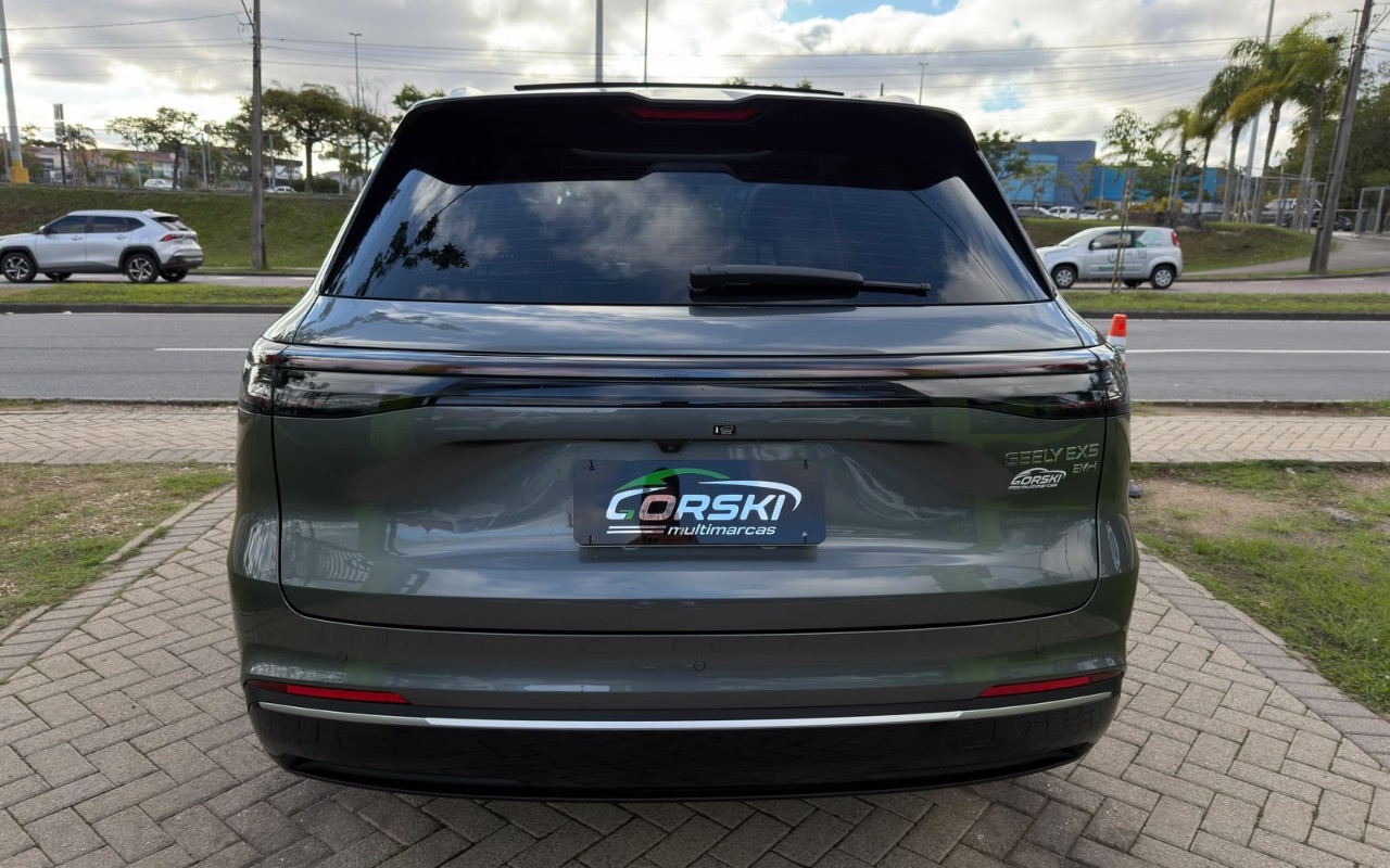 imagem-https://www.socarrao.com.br/sc-vehicle-images-prod/4458187/1793107425349-NjM0ZGM0NWEtNWI0YS00Nzg1LWE0ODMtMTlhMmEzYTE2MDQ2LmpwZWc.jpeg