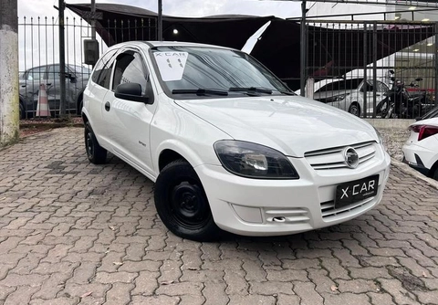 Chevrolet Celta 2011 Branco — foto 1 de 3