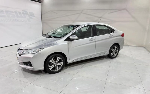 imagem-https://www.socarrao.com.br/sc-vehicle-images-prod/4458275/1793108003606-8609531_13_B_723f5b27bc.jpeg