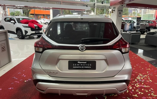imagem-https://www.socarrao.com.br/sc-vehicle-images-prod/4458292/1793108143100-NULYODELf1KxeX8DT8u3tNsSCKeqLCo6.jpg