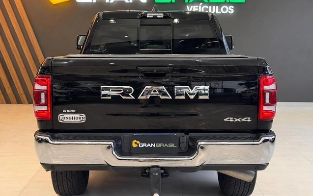 imagem-https://www.socarrao.com.br/sc-vehicle-images-prod/4458371/1793109207286-8607796_3_B_53a21c8949.jpeg