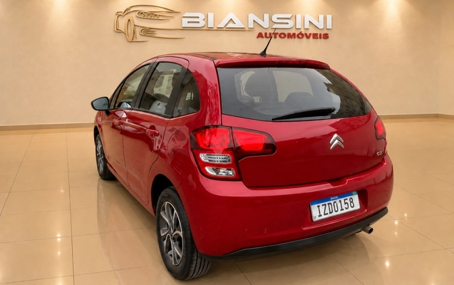 imagem-https://www.socarrao.com.br/sc-vehicle-images-prod/4458388/1793108744563-sdZwrb9LJSvAR5Mn0JZqgXrDwg2N67zB.jpg