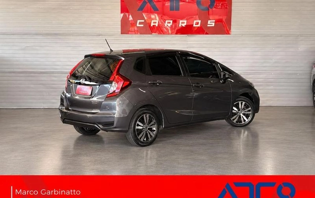 imagem-https://www.socarrao.com.br/sc-vehicle-images-prod/4458410/1793108966112-8608108_5_B_4ec9bec1b3.jpeg