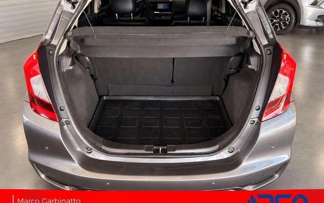 imagem-https://www.socarrao.com.br/sc-vehicle-images-prod/4458410/1793108966122-8608108_5_B_931a6b73b5.jpeg