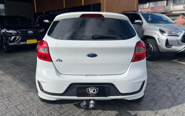 imagem-https://www.socarrao.com.br/sc-vehicle-images-prod/4458472/1793132560748-8605043_9_B_2058f1b32f.jpeg
