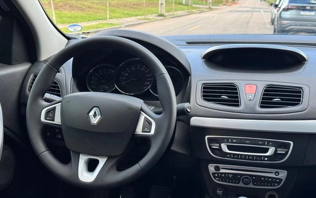 imagem-https://www.socarrao.com.br/sc-vehicle-images-prod/4458571/1793109902564-8545036_9_B_6e08ec81d4.jpeg