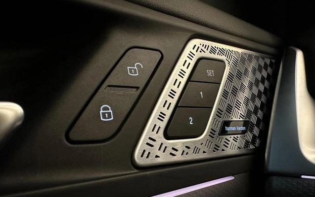 imagem-https://www.socarrao.com.br/sc-vehicle-images-prod/4458636/1793286065578-8599257_7_B_78fb4b6262.jpeg