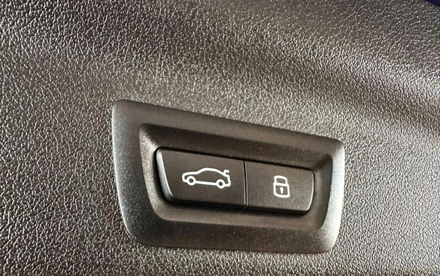 imagem-https://www.socarrao.com.br/sc-vehicle-images-prod/4458636/1793286065590-8599257_18_B_16b96491b1.jpeg