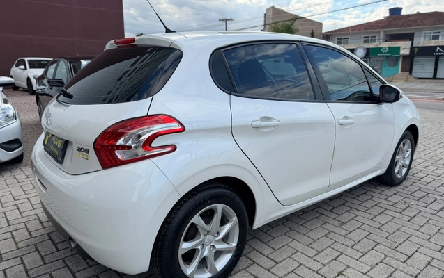 imagem-https://www.socarrao.com.br/sc-vehicle-images-prod/4458720/1793110937989-003_2ffb171e599bf941b7f9aa8d9111c62d.jpg