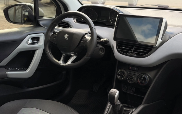 imagem-https://www.socarrao.com.br/sc-vehicle-images-prod/4458720/1793110937990-003_12b00e1a754c7cd1614290cdacd9c94d.jpg