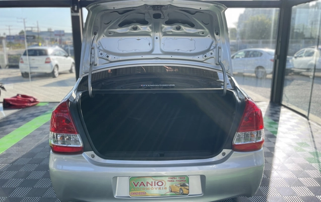 imagem-https://www.socarrao.com.br/sc-vehicle-images-prod/4458737/1793111042593-003_42558bcd049cc93a52e2f975d56b997f.jpg