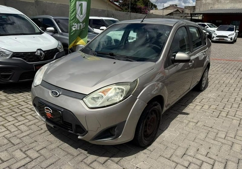 Ford Fiesta 2011 Prata — foto 1 de 3