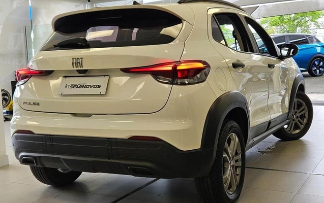 imagem-https://www.socarrao.com.br/sc-vehicle-images-prod/4458883/1793111937852-8610049_3_B_8006eca593.jpeg