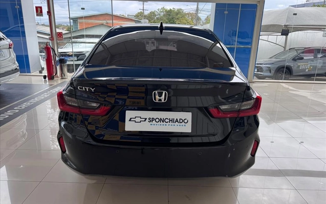 imagem-https://www.socarrao.com.br/sc-vehicle-images-prod/4459094/1793234343009-68edc654-cb18-43db-a683-97749428a36620261027113112.jpeg