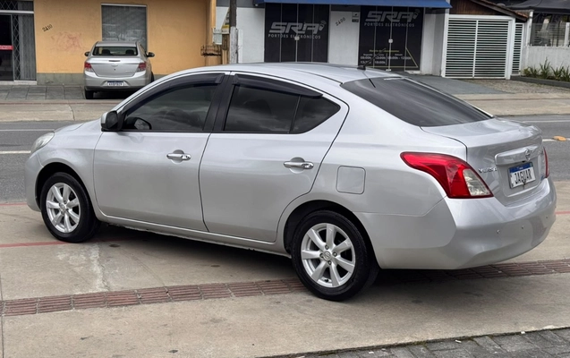 imagem-https://www.socarrao.com.br/sc-vehicle-images-prod/4459145/1793113684886-V2hhdHNBcHAgSW1hZ2UgMjAyNi0xMC0yNyBhdCAxMS41My40MyAoMSkuanBlZw.jpeg