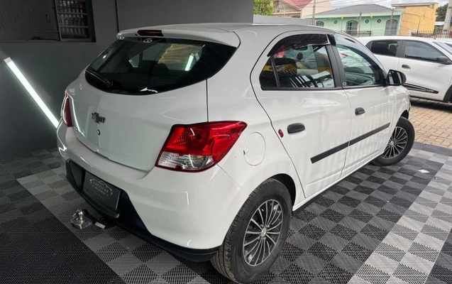 imagem-https://www.socarrao.com.br/sc-vehicle-images-prod/4459174/1793113927330-8545364_18_B_35d2739f3f.jpeg