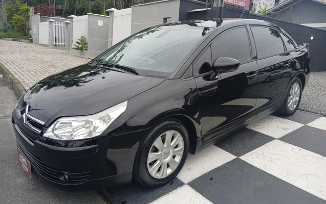 imagem-https://www.socarrao.com.br/sc-vehicle-images-prod/4459179/1793114073855-003_26d9586597634b42b763aabb024a9be5.jpg