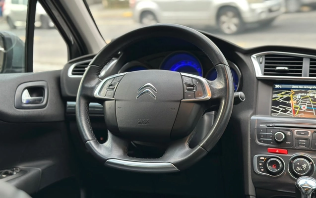 imagem-https://www.socarrao.com.br/sc-vehicle-images-prod/4459180/1793370038174-003_91aff09baa2403b548a8cf9d4b00d744.jpg