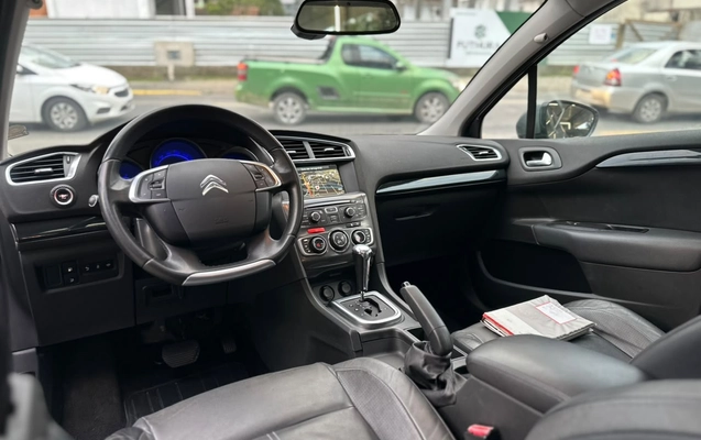 imagem-https://www.socarrao.com.br/sc-vehicle-images-prod/4459180/1793370038183-003_b866f12c6629e96035ba11fee4716672.jpg