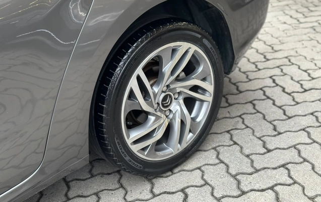 imagem-https://www.socarrao.com.br/sc-vehicle-images-prod/4459180/1793370038189-003_518f2fb5fd8b8ee2c31a550dc515fbac.jpg