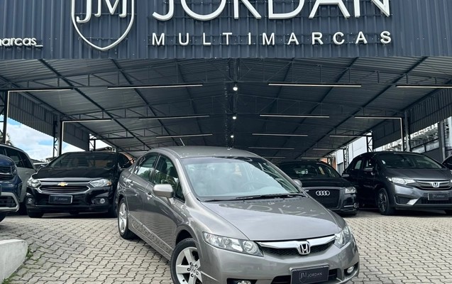 imagem-https://www.socarrao.com.br/sc-vehicle-images-prod/4459354/1793115395215-003_549f755f2f09c565fea11d31d8b8b8f3.jpg