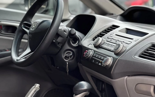 imagem-https://www.socarrao.com.br/sc-vehicle-images-prod/4459354/1793115395234-003_3cf7ef0160c71dde8d69f589d9dba889.jpg