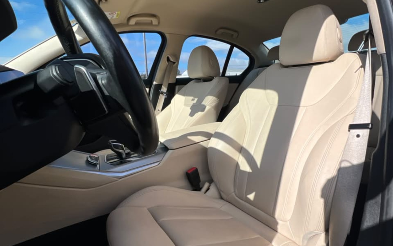 imagem-https://www.socarrao.com.br/sc-vehicle-images-prod/4459412/1793115929083-V2hhdHNBcHAgSW1hZ2UgMjAyNi0xMC0yNyBhdCAxMC4zNC4yNS5qcGVn.jpeg