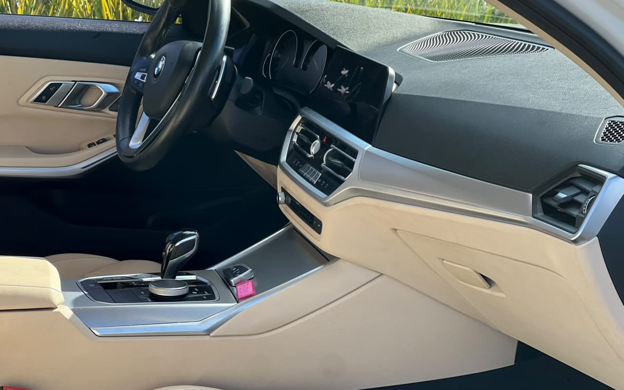 imagem-https://www.socarrao.com.br/sc-vehicle-images-prod/4459412/1793115929316-V2hhdHNBcHAgSW1hZ2UgMjAyNi0xMC0yNyBhdCAxMC4zNC4yNi5qcGVn.jpeg