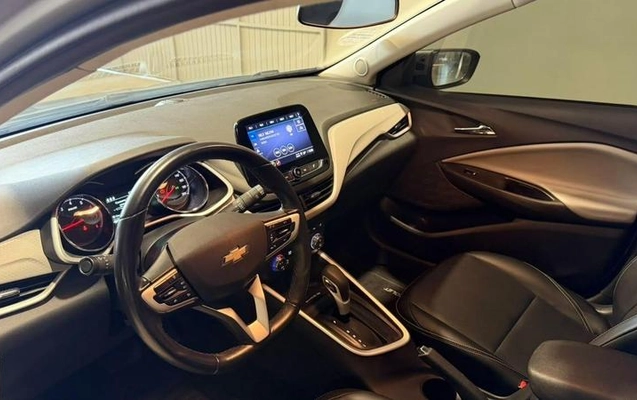 imagem-https://www.socarrao.com.br/sc-vehicle-images-prod/4459838/1793118861155-8610413_17_B_3536cc9c63.jpeg