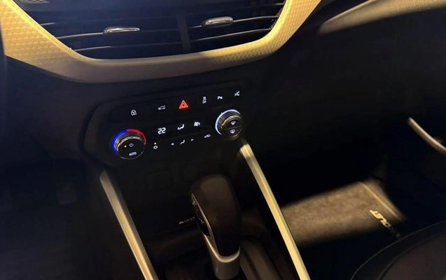 imagem-https://www.socarrao.com.br/sc-vehicle-images-prod/4459838/1793118861158-8610413_0_B_4c83e6b9e8.jpeg