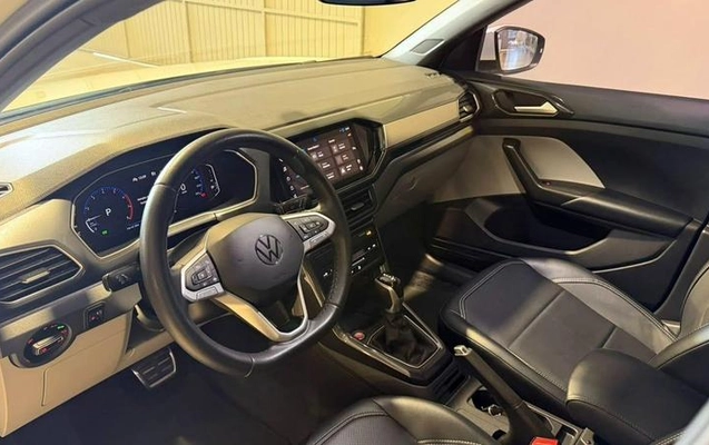 imagem-https://www.socarrao.com.br/sc-vehicle-images-prod/4459862/1793119066886-8604429_8_B_22fc070714.jpeg
