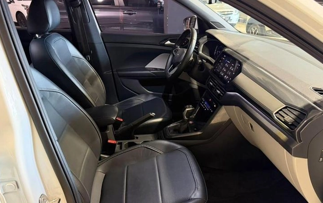 imagem-https://www.socarrao.com.br/sc-vehicle-images-prod/4459862/1793119066893-8604429_6_B_d68bfb596c.jpeg