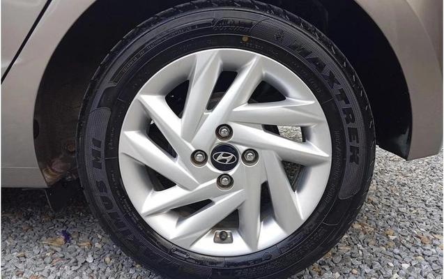imagem-https://www.socarrao.com.br/sc-vehicle-images-prod/4459900/1793375825192-8609597_14_B_4fe15c8aab.jpeg