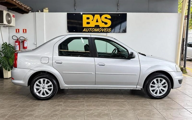 imagem-https://www.socarrao.com.br/sc-vehicle-images-prod/4460026/1793276061896-8431048_0_B_8e9329d6d7.jpeg