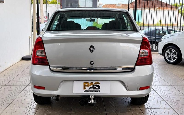 imagem-https://www.socarrao.com.br/sc-vehicle-images-prod/4460026/1793276061903-8431048_8_B_e0d8b69daf.jpeg
