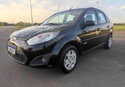 Ford Fiesta Sed. 1.6 8V Flex 4p 2011 Preto — foto 1 de 3