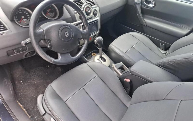 imagem-https://www.socarrao.com.br/sc-vehicle-images-prod/4460362/1793122160292-8524139_10_B_37d4a4233d.jpeg