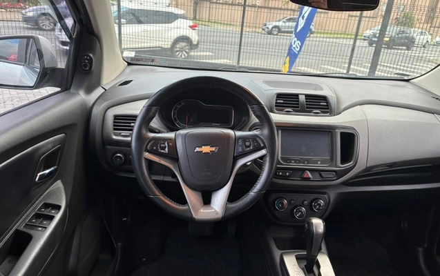 imagem-https://www.socarrao.com.br/sc-vehicle-images-prod/4460507/1793122505748-16_012213.jpg