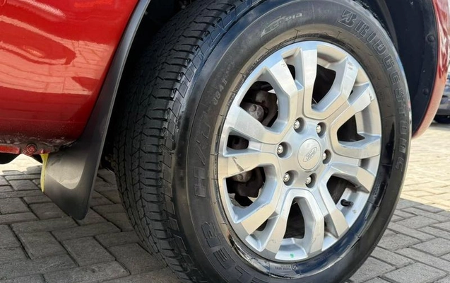 imagem-https://www.socarrao.com.br/sc-vehicle-images-prod/4460524/1793122607931-8566057_1_B_456d44d33b.jpeg