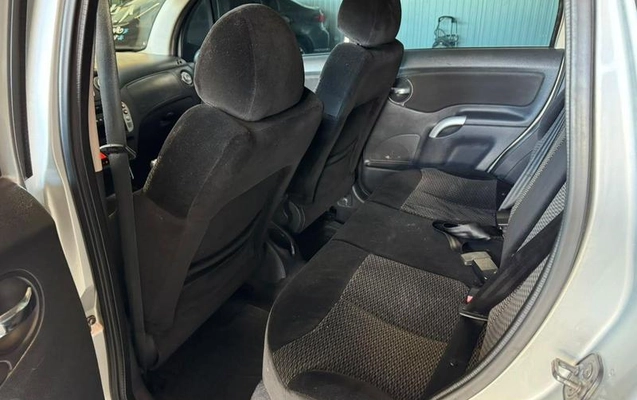 imagem-https://www.socarrao.com.br/sc-vehicle-images-prod/4460637/1793122954204-8504039_8_B_2bef4cf4e5.jpeg