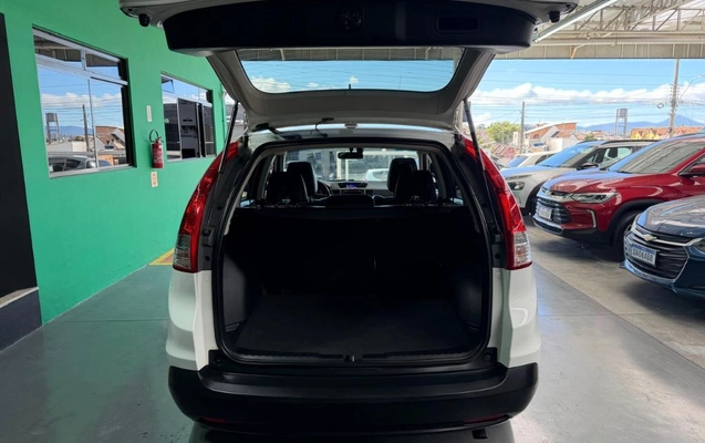 imagem-https://www.socarrao.com.br/sc-vehicle-images-prod/4460644/1793123057909-gb-7bb783a.jpeg