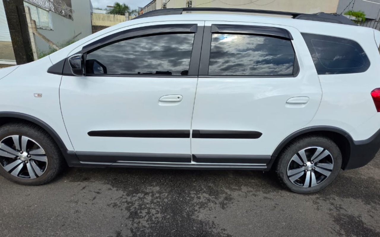 imagem-https://www.socarrao.com.br/sc-vehicle-images-prod/4460647/1793123438325-Ni5qcGVn.jpeg