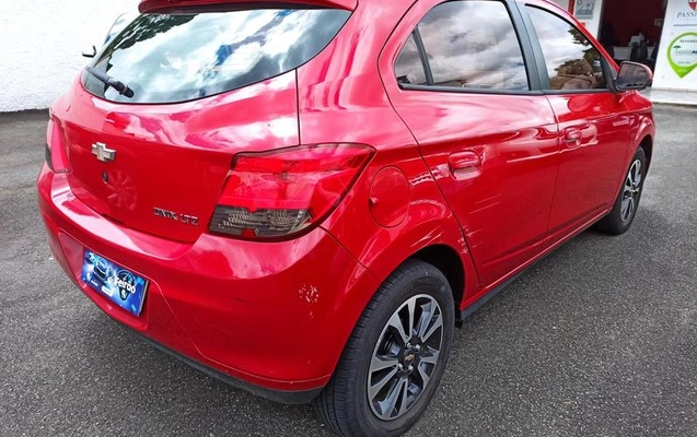 imagem-https://www.socarrao.com.br/sc-vehicle-images-prod/4460648/1793226249445-8610795_3_B_55c6797adc.jpeg