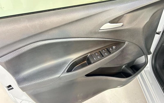 imagem-https://www.socarrao.com.br/sc-vehicle-images-prod/4460660/1793123223877-8578776_5_B_5be3af1dd7.jpeg