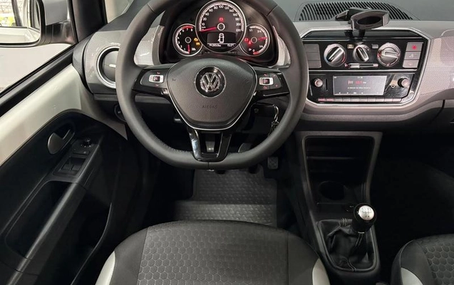 imagem-https://www.socarrao.com.br/sc-vehicle-images-prod/4460686/1793123341072-8568844_13_B_801feeff36.jpeg